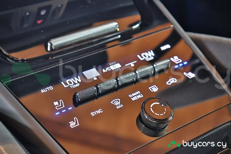 Porsche Cayenne Бежевый