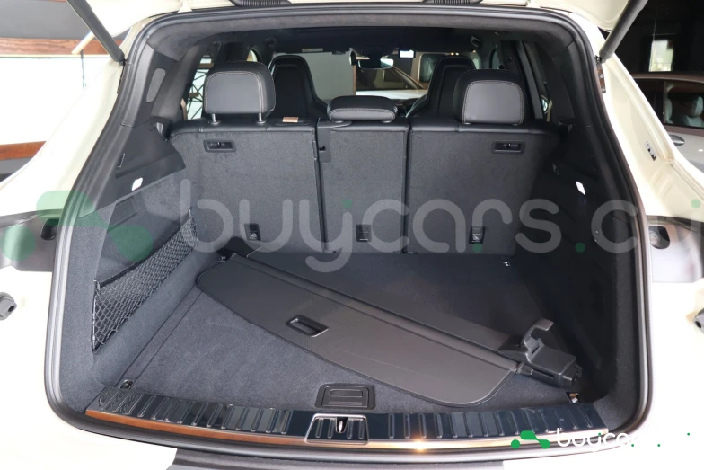 Porsche Cayenne Бежевый