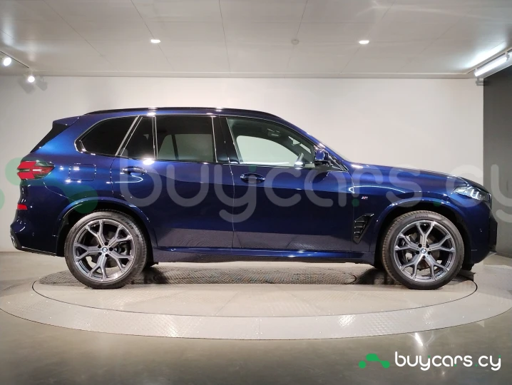 BMW X5 Синий
