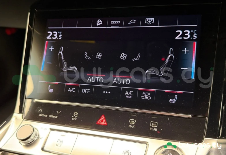 Audi Q8 Sportback e-tron Синий