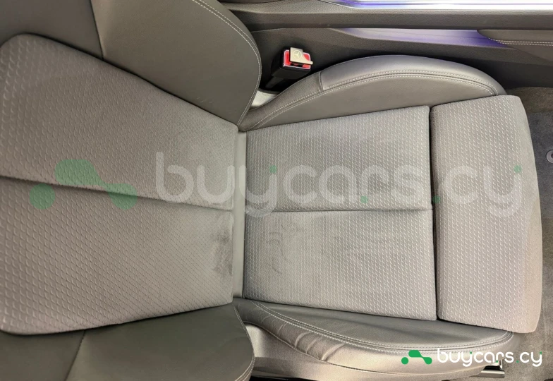 Audi Q8 Sportback e-tron Синий