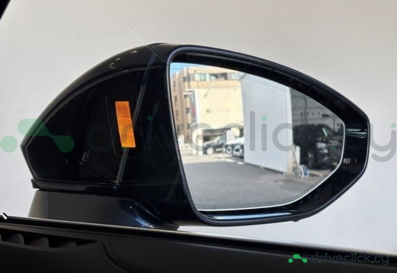 Audi A8 Blue