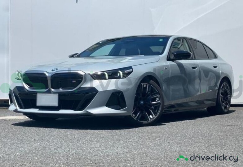 BMW i5 Grey