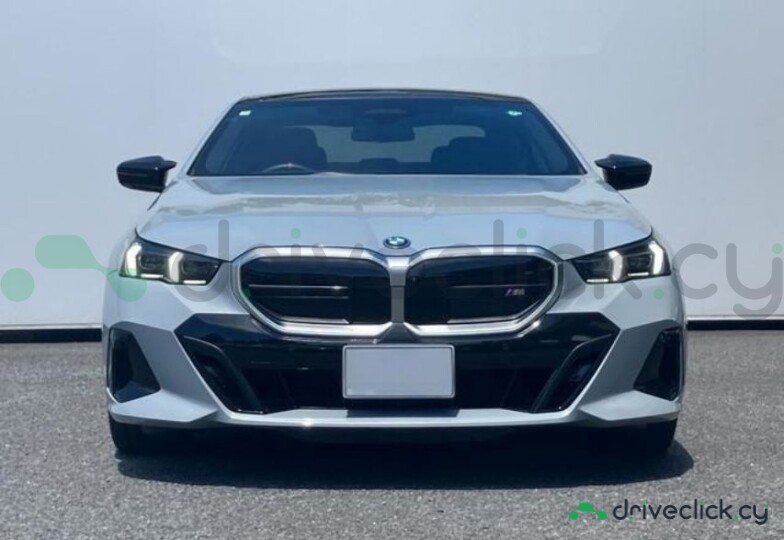 BMW i5 Grey