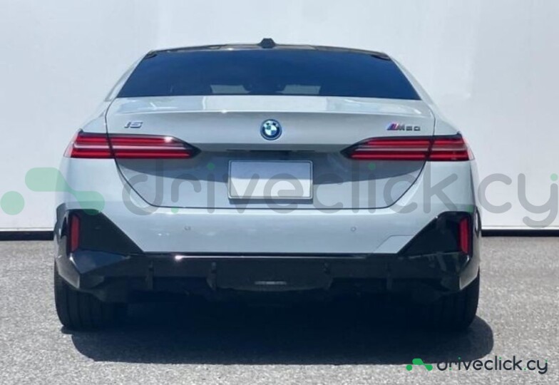 BMW i5 Grey