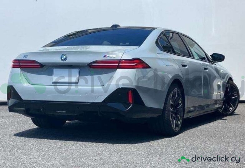 BMW i5 Grey