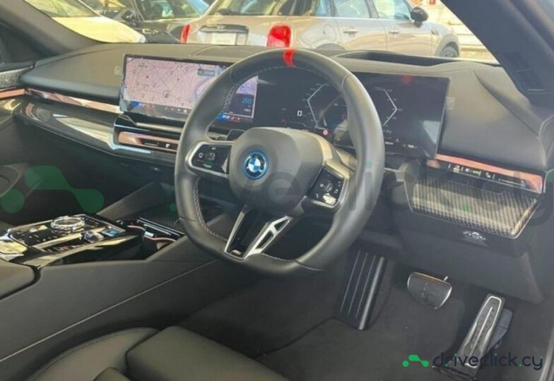 BMW i5 Grey