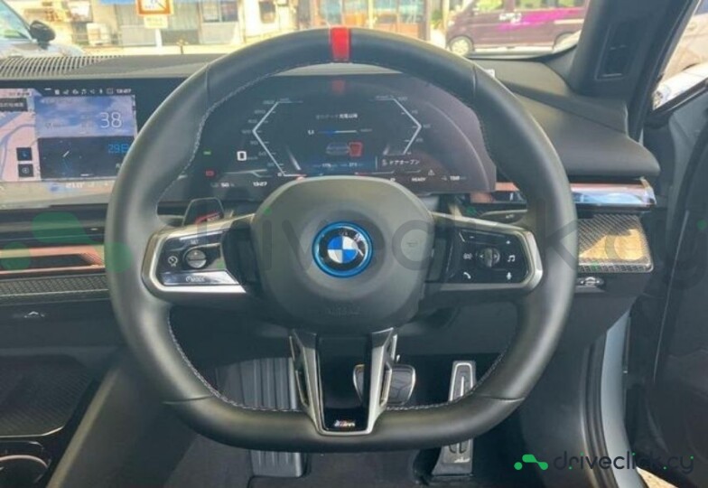 BMW i5 Grey