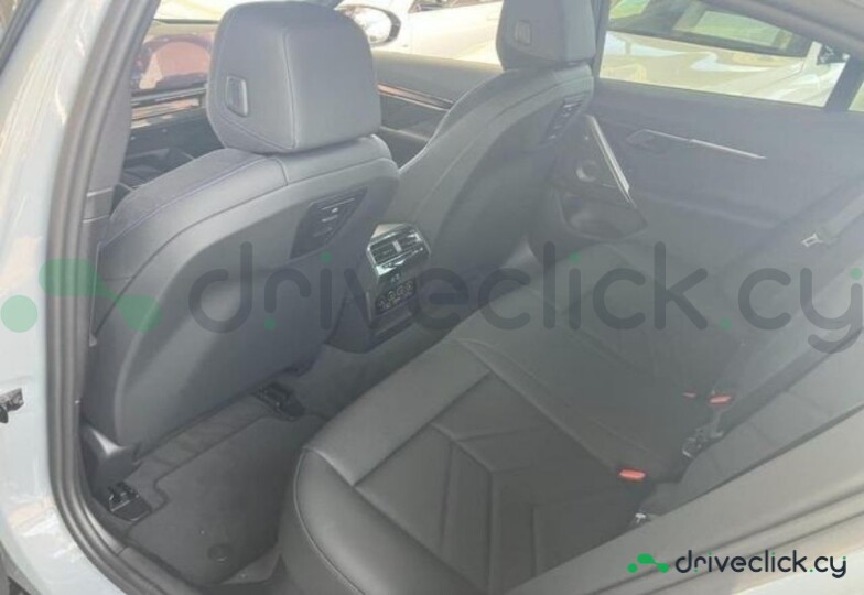 BMW i5 Grey