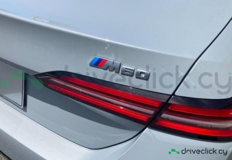 BMW i5 Grey