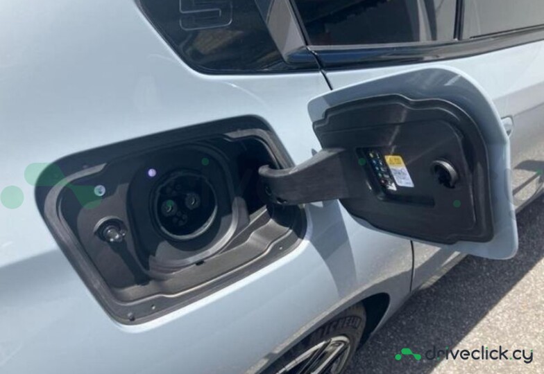 BMW i5 Grey