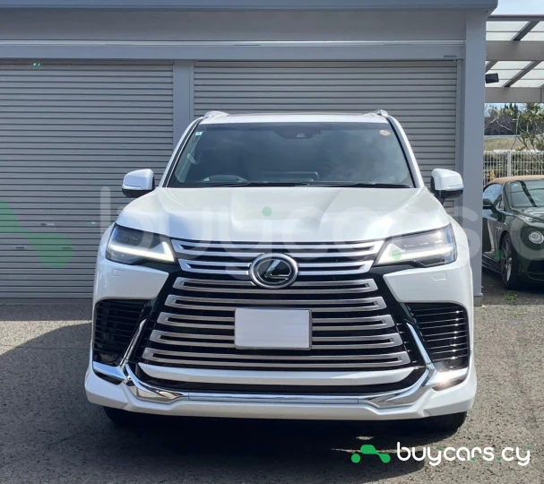 Lexus LX White