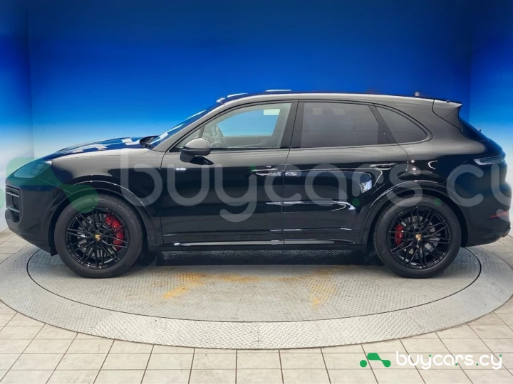 Porsche Cayenne Черный