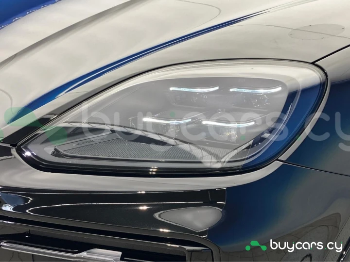 Porsche Cayenne Черный