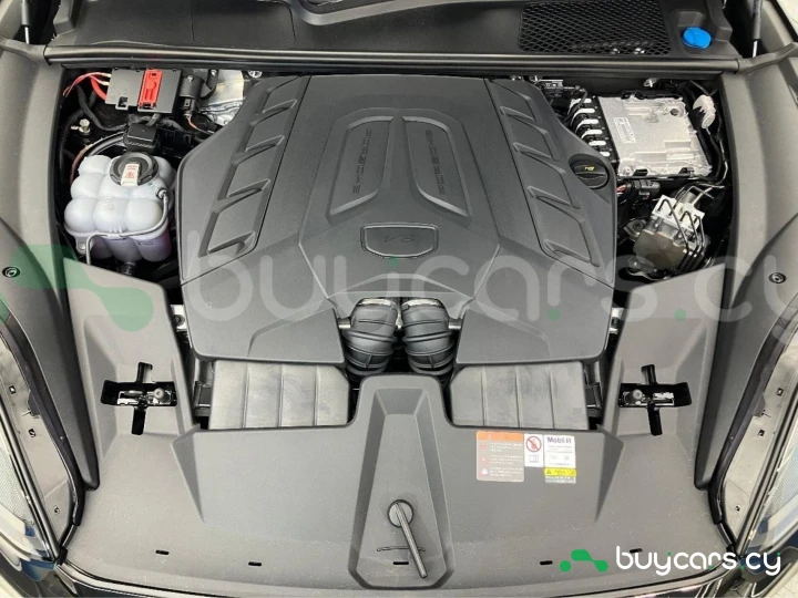 Porsche Cayenne Черный