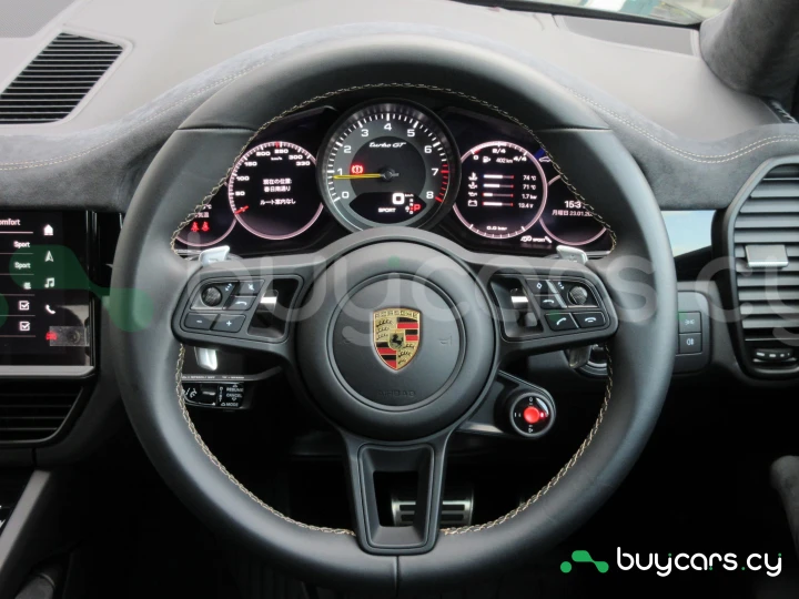 Porsche Cayenne Black