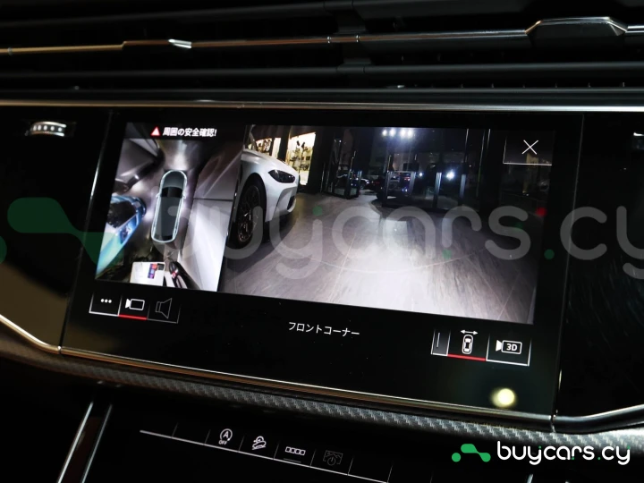 Audi RS Q8 Черный