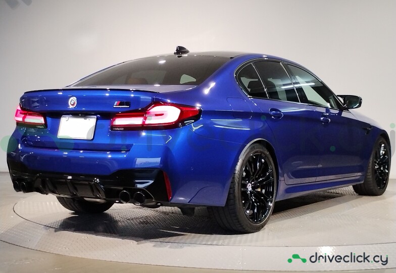 BMW M5 Blue