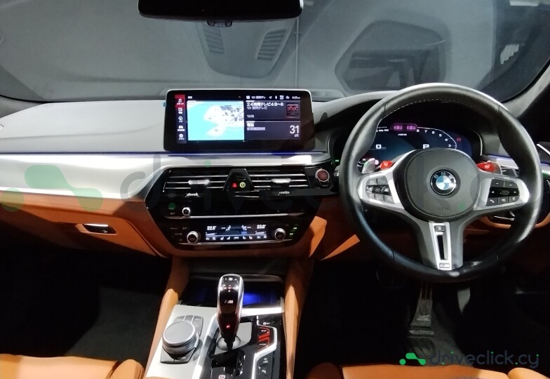 BMW M5 Blue