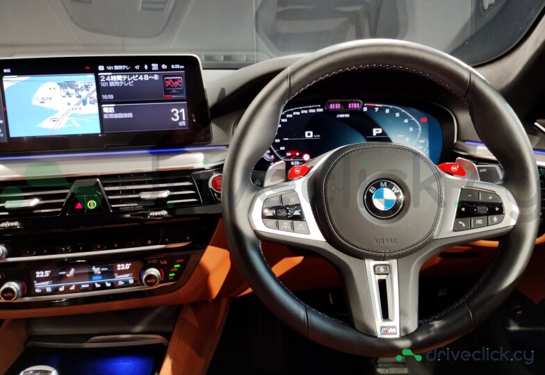 BMW M5 Blue