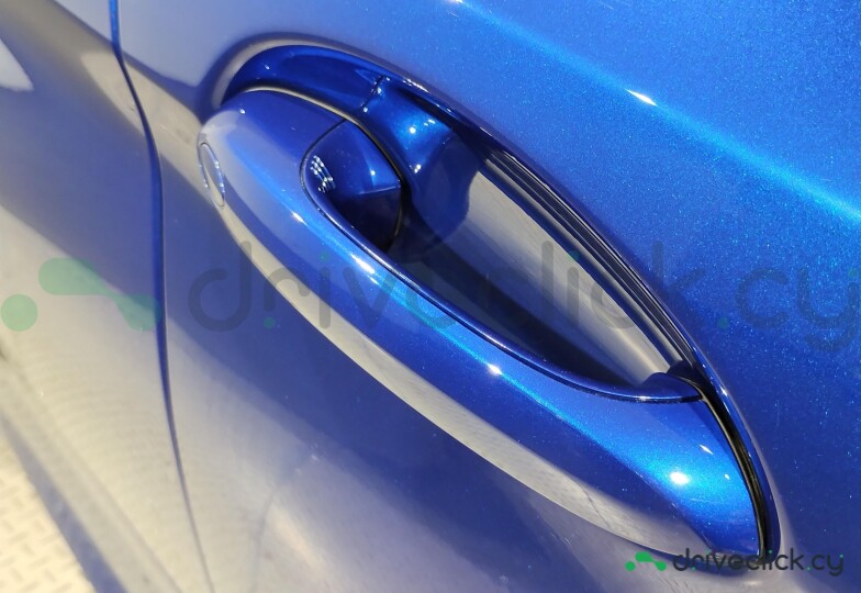 BMW M5 Blue