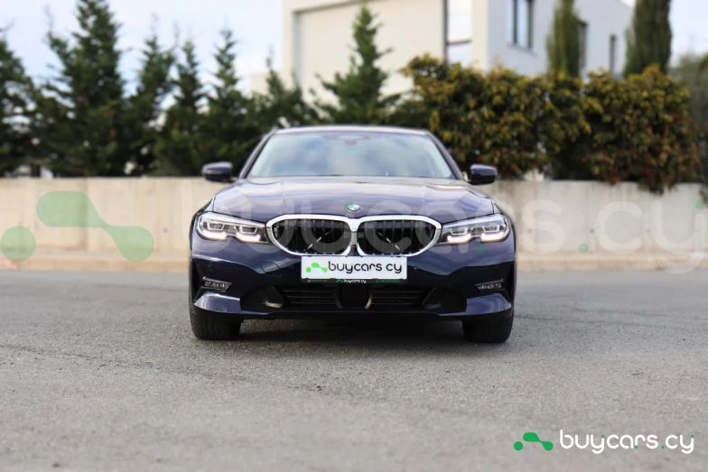 BMW 3 series Blue