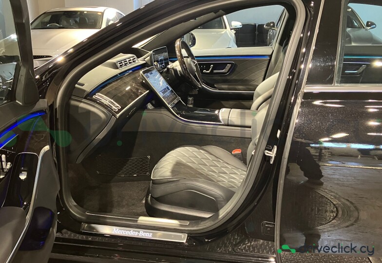 Mercedes S-class Black