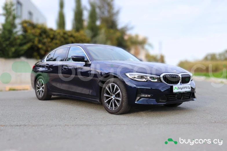 BMW 3 series Blue
