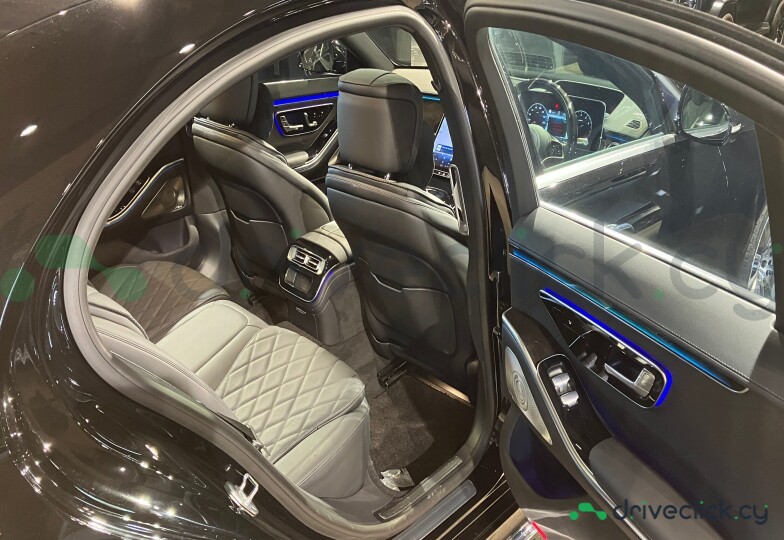Mercedes S-class Black