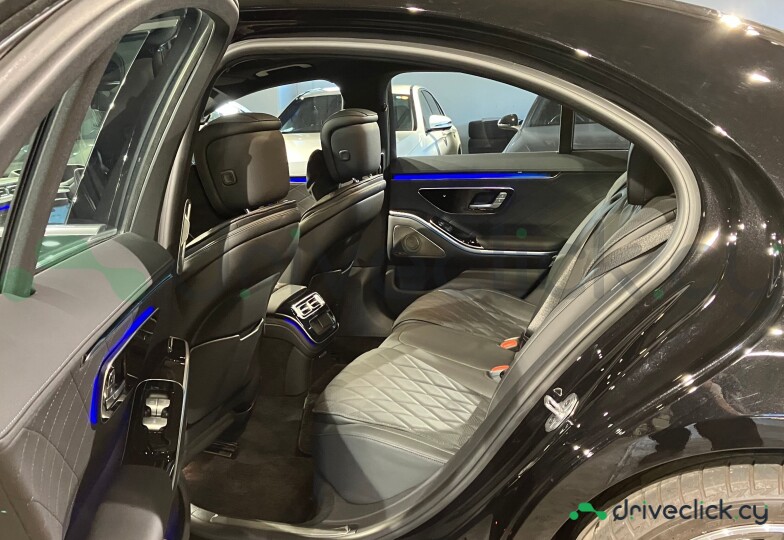 Mercedes S-class Black