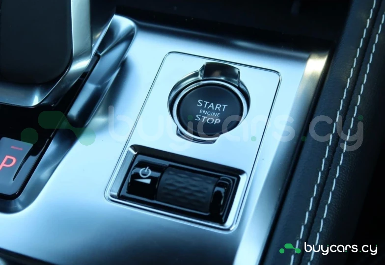 Jaguar F-Pace Белый