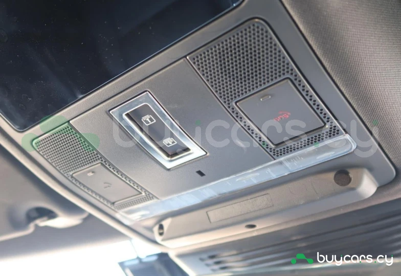 Jaguar F-Pace Белый