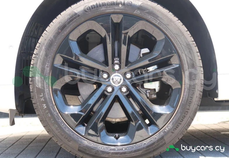 Jaguar F-Pace Белый