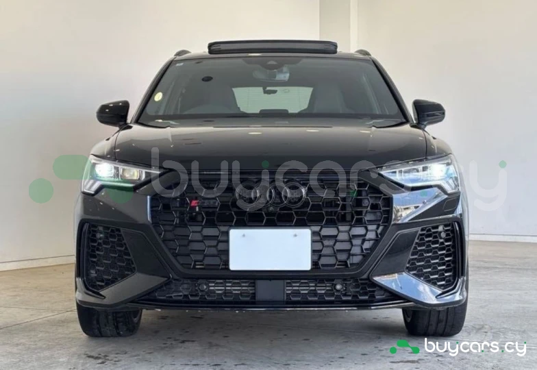 Audi RS Q3 Черный