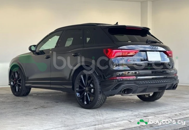 Audi RS Q3 Черный