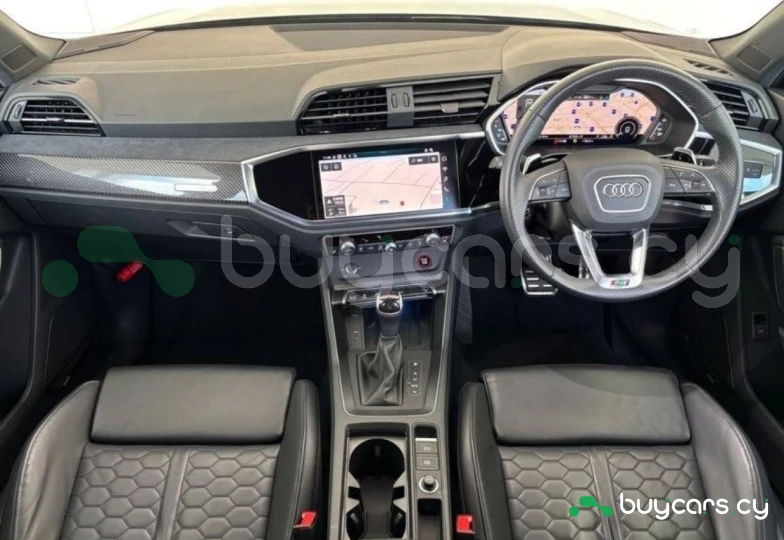 Audi RS Q3 Черный