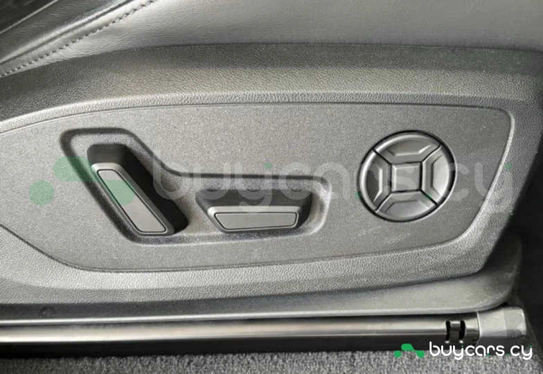 Audi RS Q3 Черный