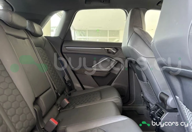 Audi RS Q3 Черный