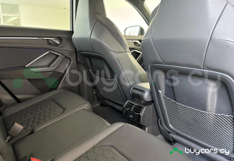 Audi RS Q3 Черный