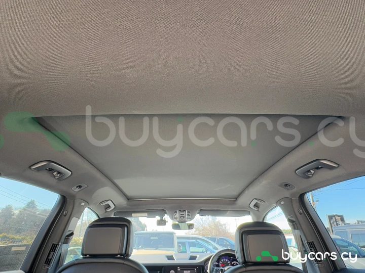 Porsche Cayenne White