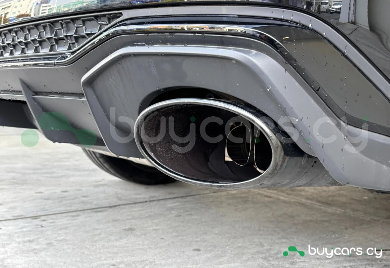 Audi RS Q3 Черный