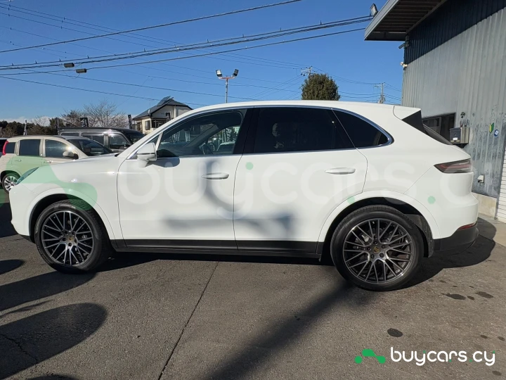 Porsche Cayenne White