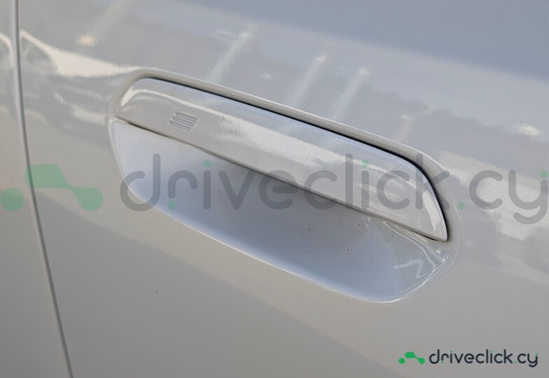 BMW 5 series White