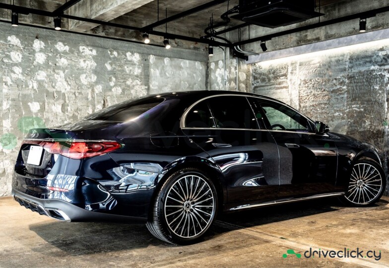 Mercedes E-class Black