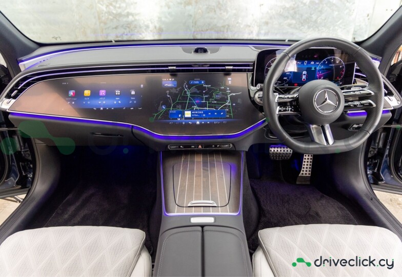 Mercedes E-class Black
