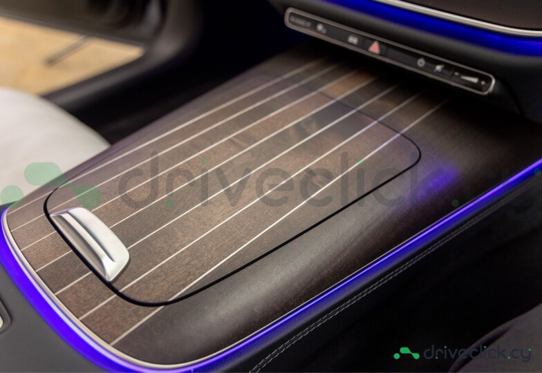 Mercedes E-class Black