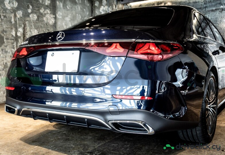 Mercedes E-class Black