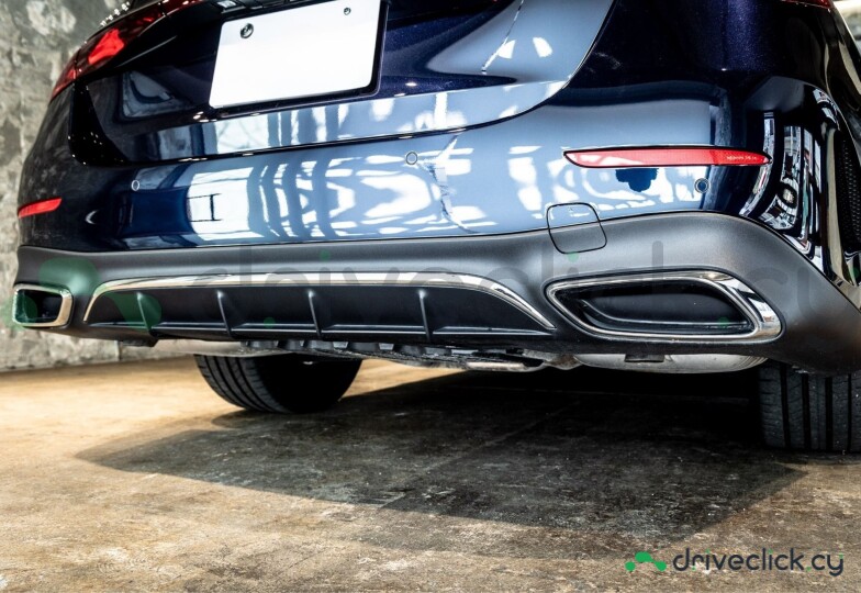 Mercedes E-class Black