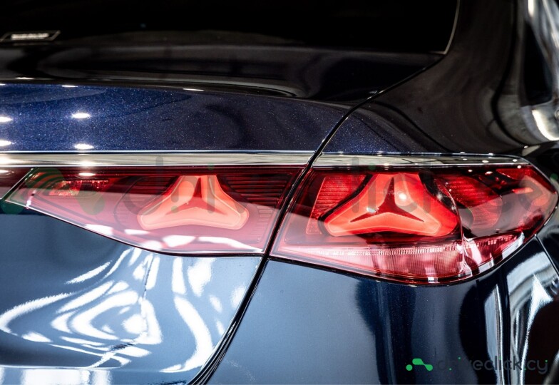 Mercedes E-class Black