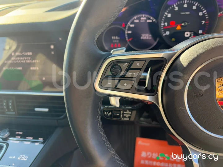 Porsche Cayenne White